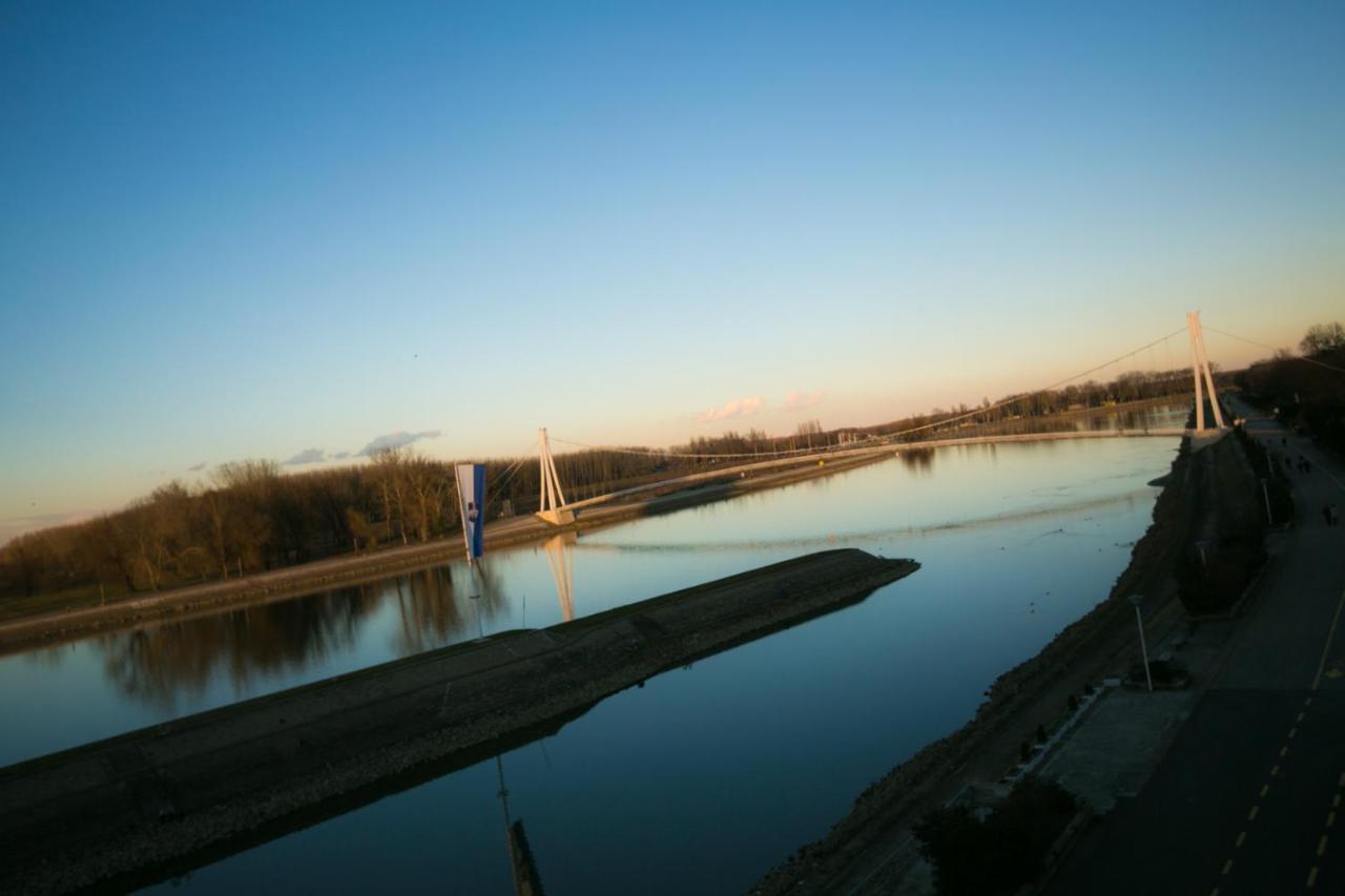Riverview Apartment Osijek Habitación foto